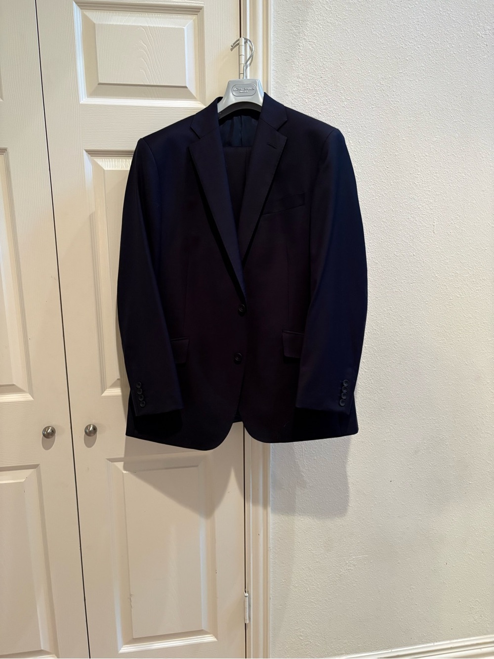 Richard james, Savile row Men's Navy suit Jacket size: 48R pant size: 44R